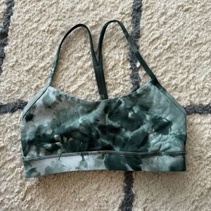 Lululemon Flow Y Bra. Size 4. Green marble